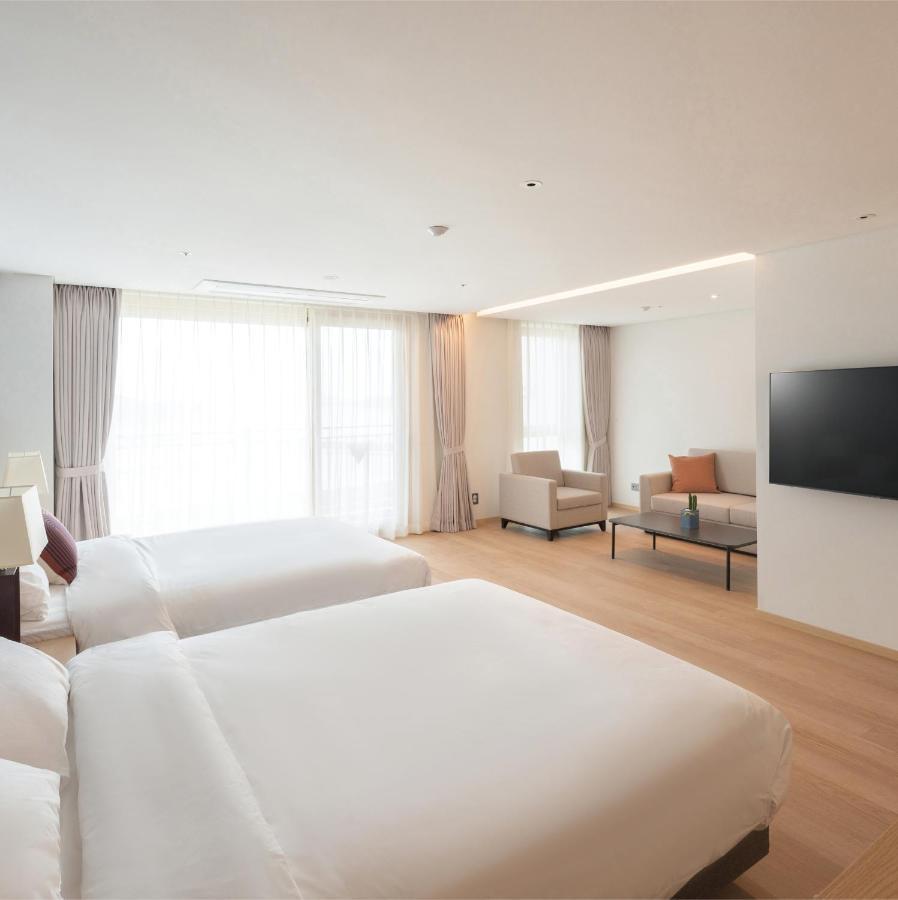 C-One Resort Jaeundo Sinan Exterior photo
